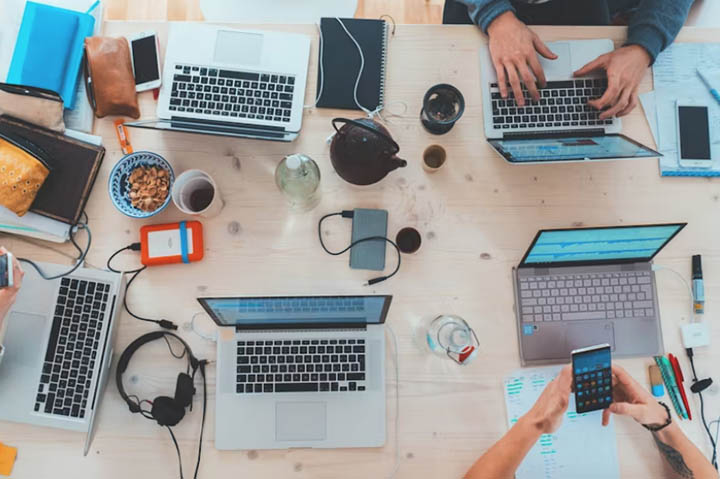 手工羽毛扇網站如何憑借傳統工藝傳承擴大流量？同行都是怎么做的？