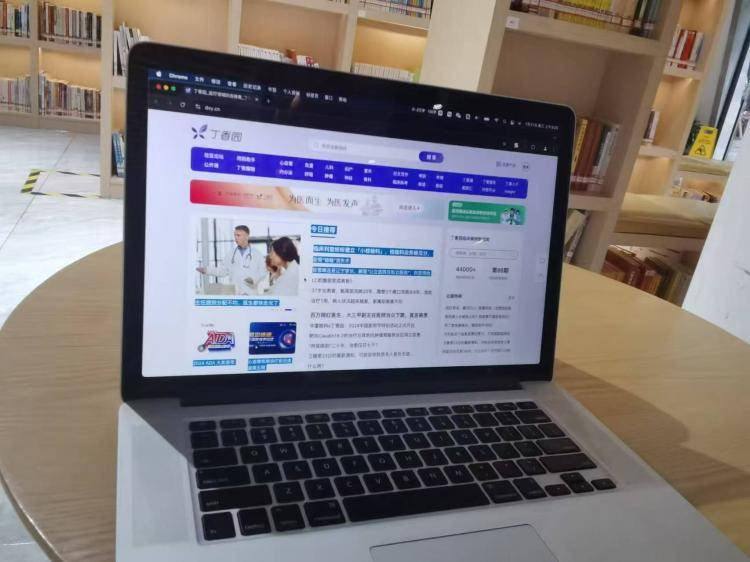 手工羽毛扇網站如何憑借傳統工藝傳承擴大流量？同行都是怎么做的？