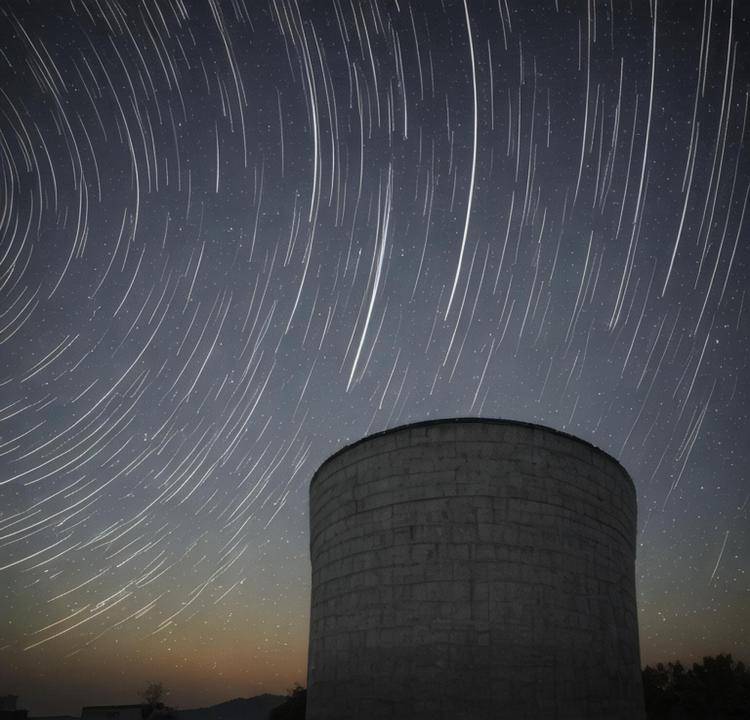 手工羽毛扇網站如何憑借傳統工藝傳承擴大流量？同行都是怎么做的？