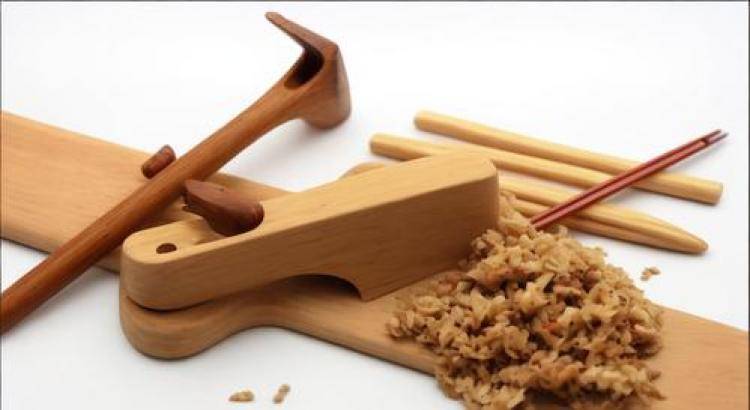 手工羽毛扇網站如何憑借傳統工藝傳承擴大流量？同行都是怎么做的？